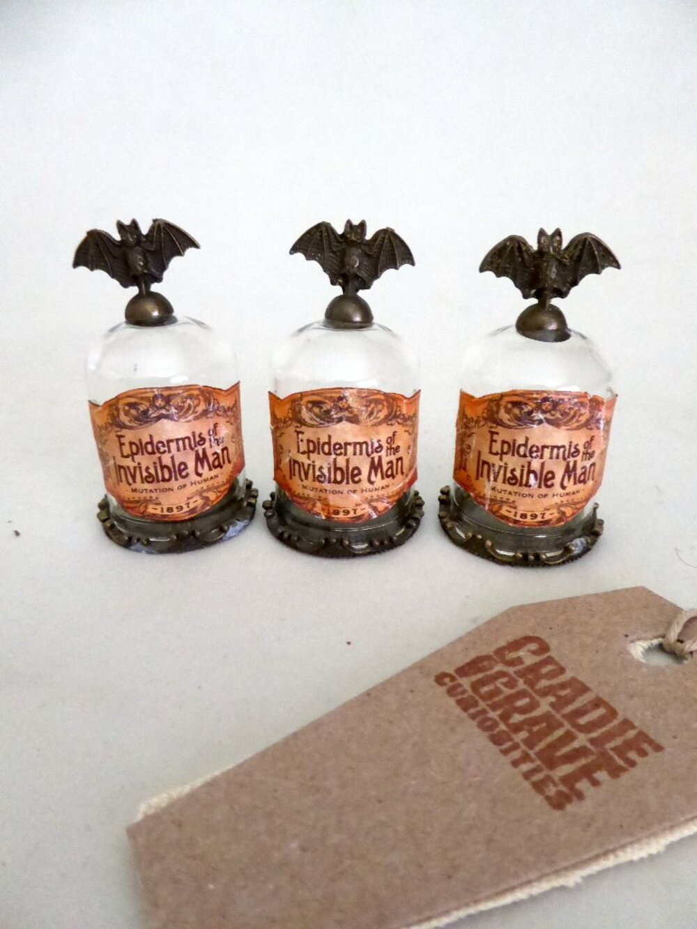 NEW 2.25” APOTHECARY INVISIBLE MAN SKIN GLASS BOTTLE PROP ODDITY HARRY POTTER